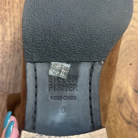Eileen Fisher Woman’s Tan Booties Size 9 - Picture 6 of 6